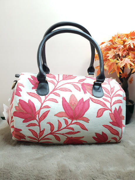 A32 Red Leafy Motif Cotton Duffle Bag